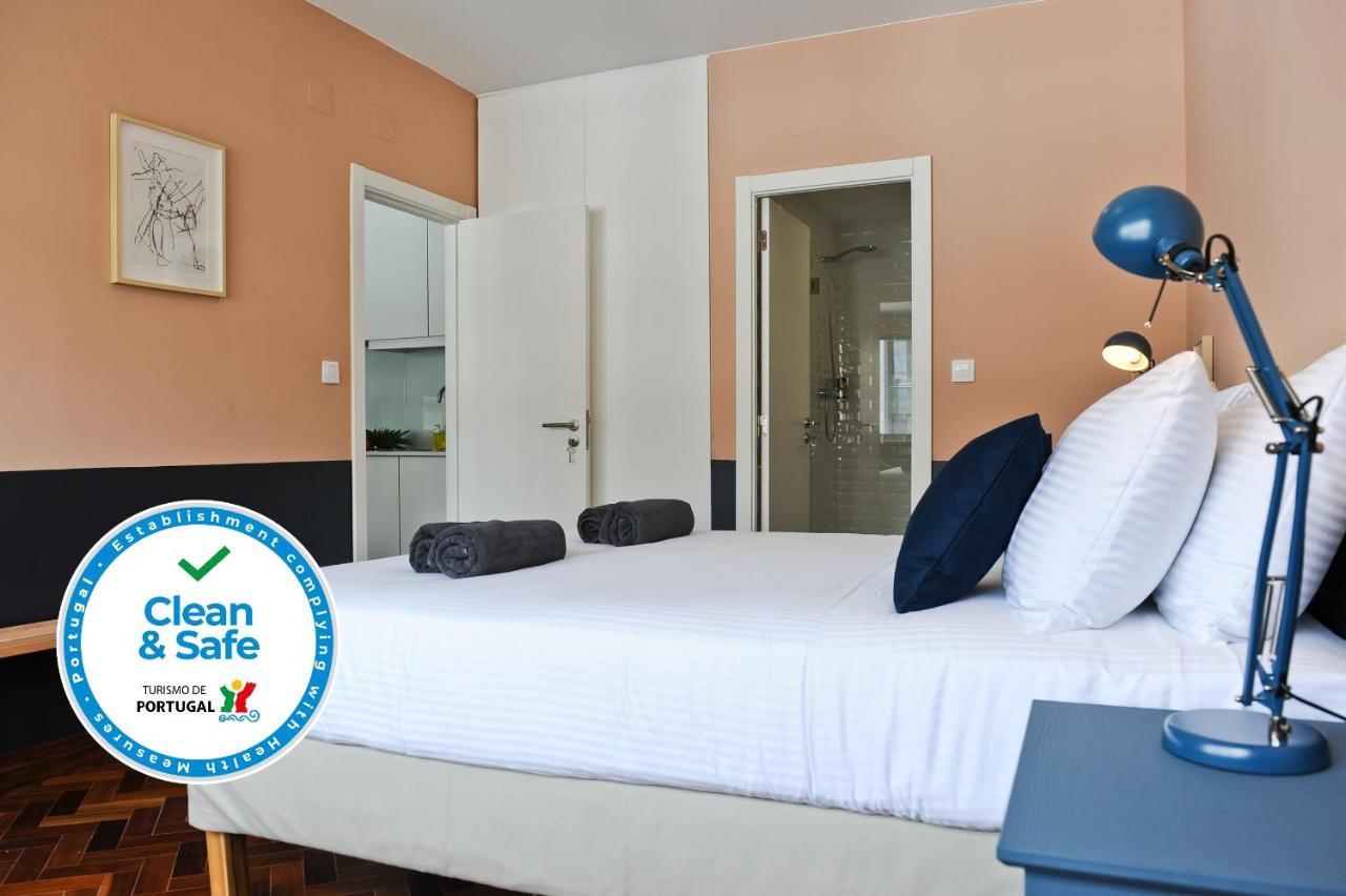 Cosmopolitan Comfort In Lisbon 4A- By Misha'S Place Ngoại thất bức ảnh